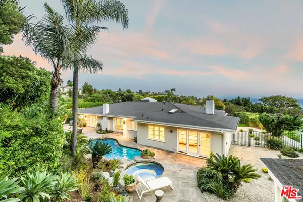 Pacific Palisades, CA 90272,341 Surfview Dr