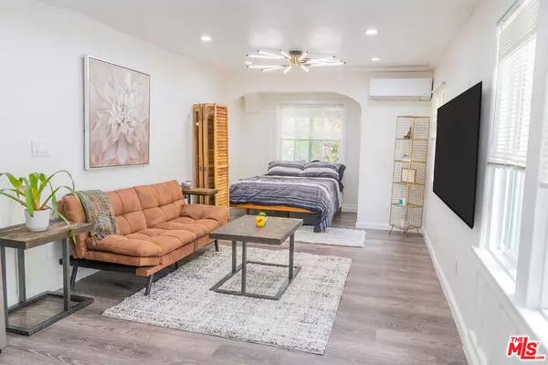 348 Laveta Ter #2, Los Angeles, CA 90023