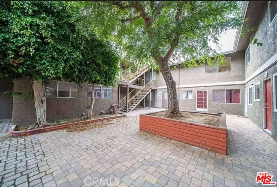 725 Coronado Ave #202, Long Beach, CA 90804