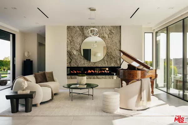 Los Angeles, CA 90049,2162 Westridge Rd