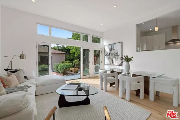 3145 Kelton Ave, Los Angeles, CA 90034