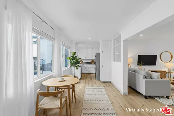 4916 Hazeltine Ave #4, Sherman Oaks, CA 91423