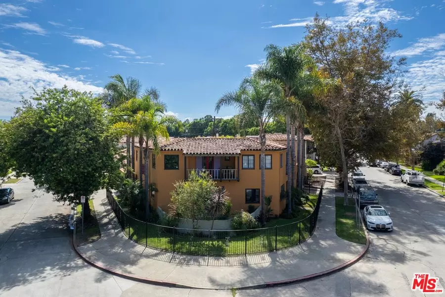 4247 9th Ave, Los Angeles, CA 90008