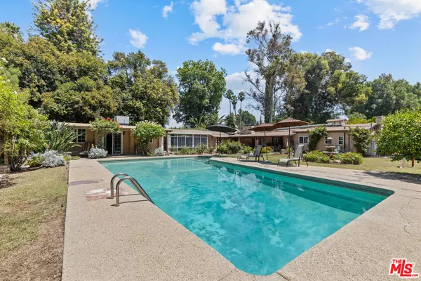 Northridge, CA 91324,8433 Melvin Ave