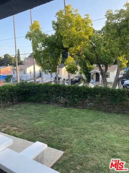 Inglewood, CA 90302,1302 N Chester Ave