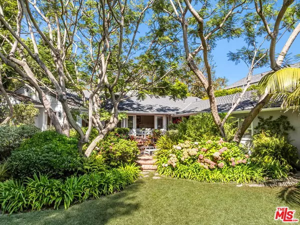 1146 Amalfi Dr, Pacific Palisades, CA 90272