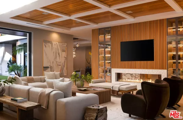 Los Angeles, CA 90049,13187 Chalon Rd