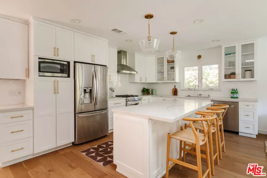 5116 Pickford Way, Culver City, CA 90230