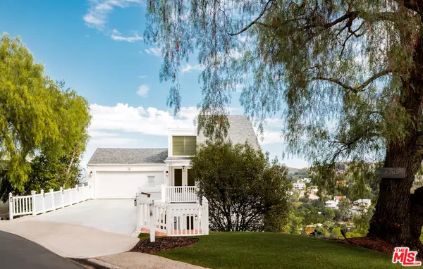 Woodland Hills, CA 91364,21443 Iglesia Dr