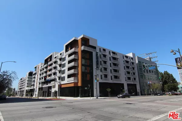 687 S Hobart BLVD #312, Los Angeles, CA 90005