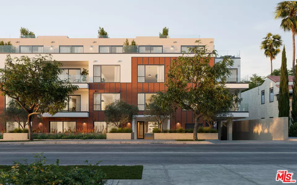 725 N Croft Ave #306, Los Angeles, CA 90069