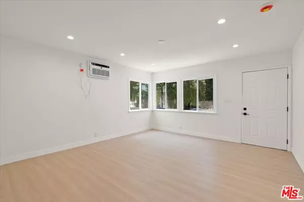 Marina Del Rey, CA 90292,701 Oxford Ave