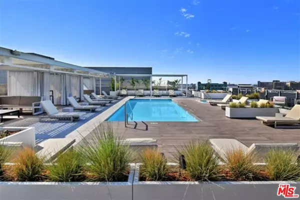 527 Molino St #208, Los Angeles, CA 90013