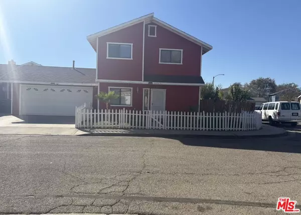 44049 PALM LN, Lancaster, CA 93535