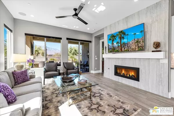 Rancho Mirage, CA 92270,70 Cork Tree