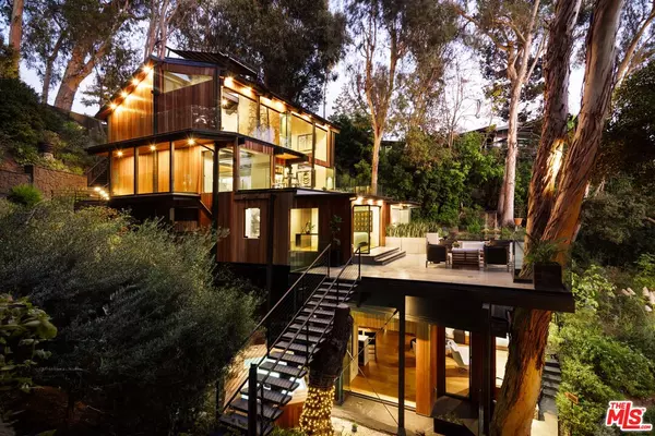 1509 Amalfi Dr, Pacific Palisades, CA 90272