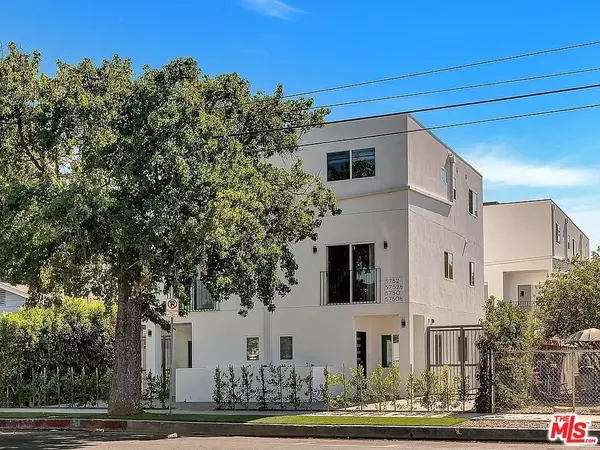 5750 Kester Ave, Van Nuys, CA 91411