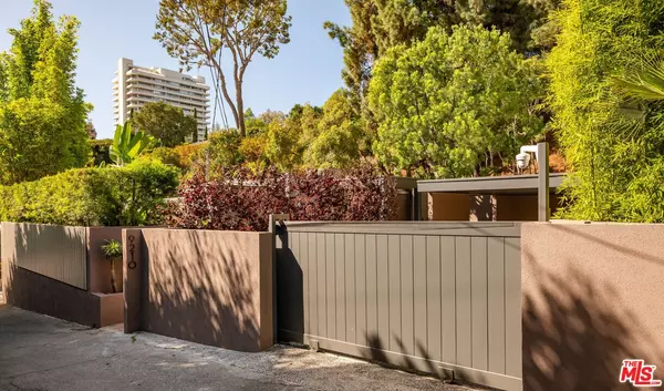 Los Angeles, CA 90069,9210 Cordell Dr