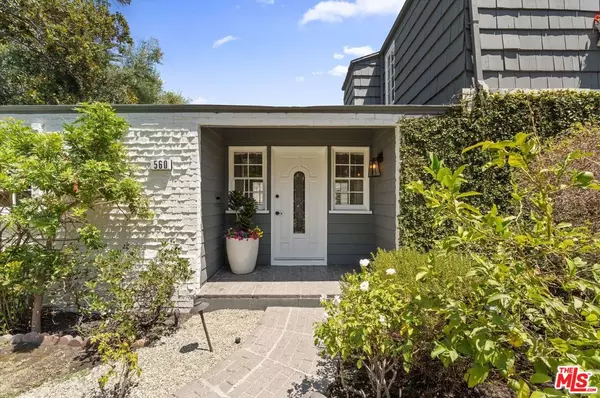 West Hollywood, CA 90048,560 N Croft Ave