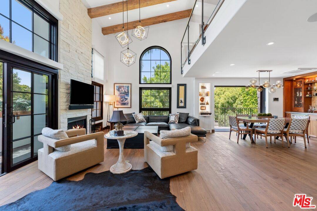 2612 Montana Ave #1, Santa Monica, CA 90403
