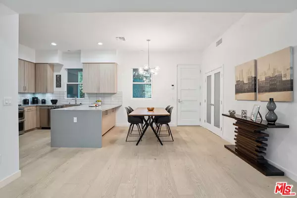 1746 Garfield Pl #202, Los Angeles, CA 90028