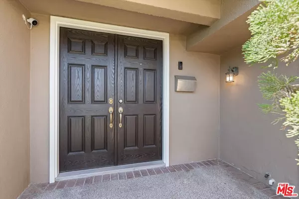 Tarzana, CA 91335,6331 Geyser Ave