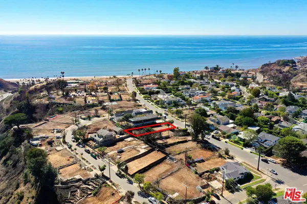 Pacific Palisades, CA 90272,516 El Medio Ave