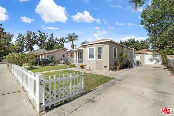Paramount, CA 90723,6613 San Miguel St
