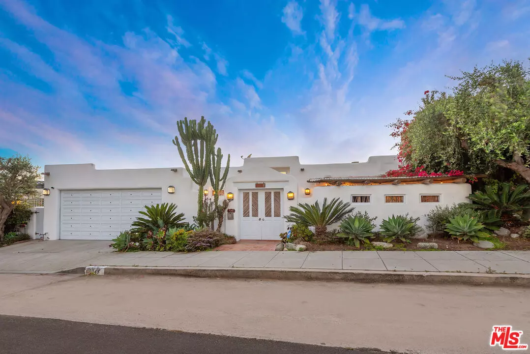 Playa Del Rey, CA 90293,7047 Vista Del Mar Ln