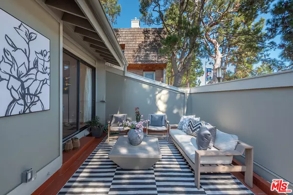 Marina Del Rey, CA 90292,13135 Mindanao Way #5