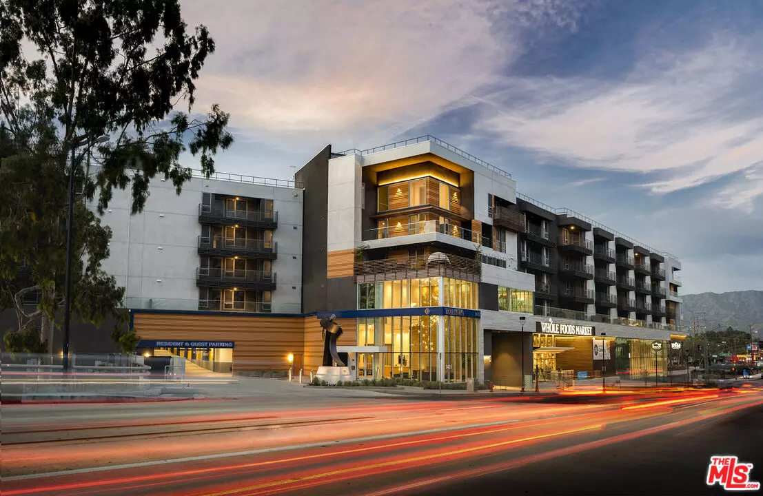 Burbank, CA 91505,3425 W OLIVE AVE #326