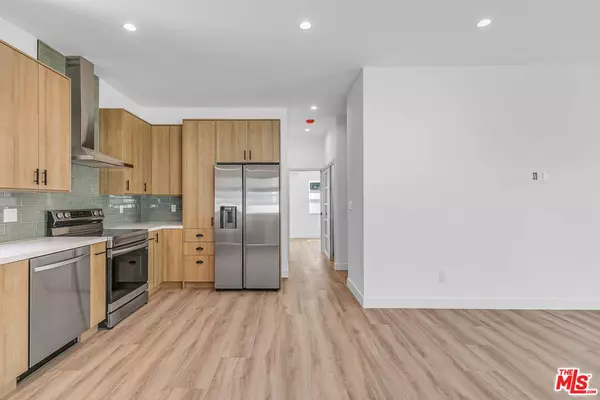 Los Angeles, CA 90041,1454 Yosemite Dr