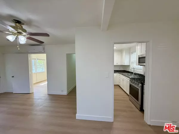 Glendale, CA 91205,221 S Kenwood St #1