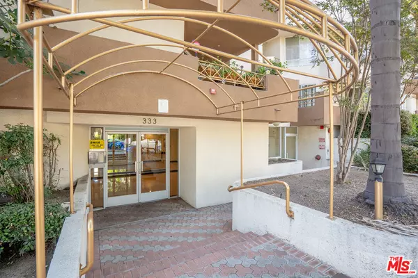 Los Angeles, CA 90020,333 Westminster Ave #304