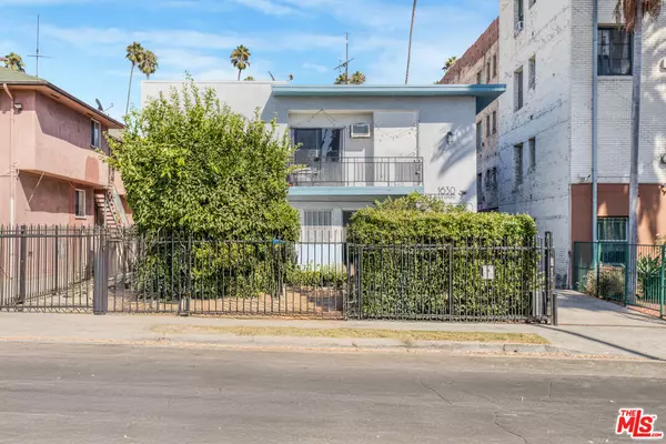 Los Angeles, CA 90027,1630 N Harvard Blvd