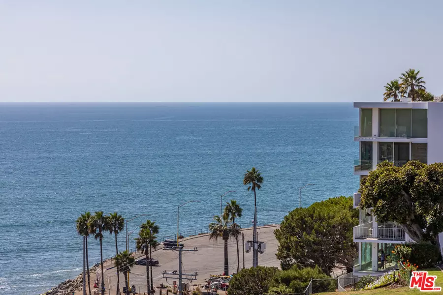 17352 W Sunset Blvd #202, Pacific Palisades, CA 90272