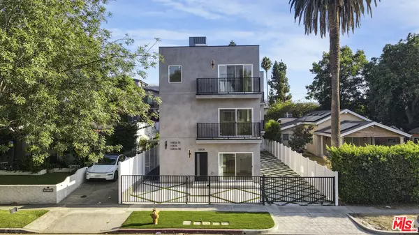 10826 Hesby St, North Hollywood, CA 91601