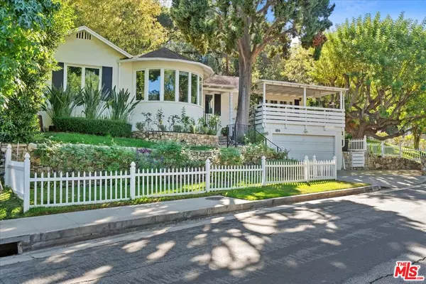 4104 Saugus Ave, Sherman Oaks, CA 91403