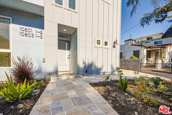 Toluca Lake, CA 91602,10803 Kling Street