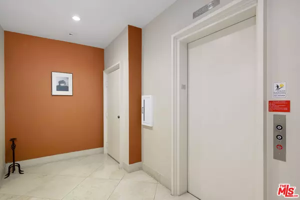 Santa Monica, CA 90403,820 California Ave #201