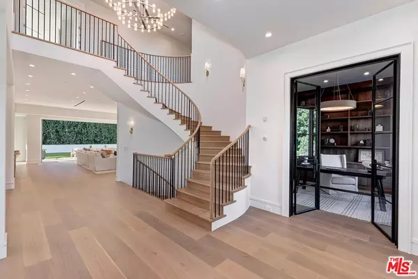 Pacific Palisades, CA 90272,1675 San Remo Dr