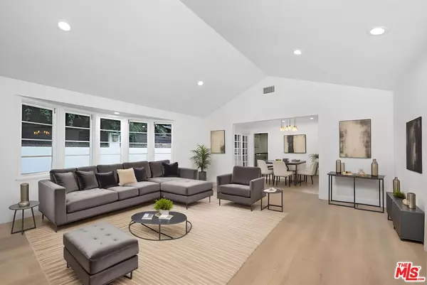 Los Angeles, CA 90046,1805 Nichols Canyon Rd