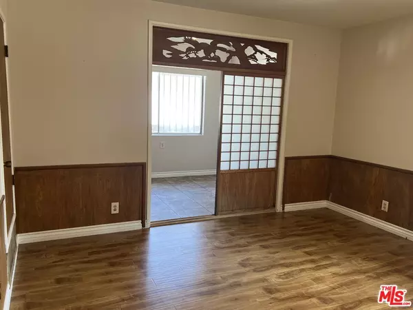 Los Angeles, CA 90008,3861 S Norton Ave