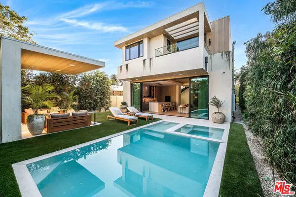 524 N Sierra Bonita Ave, Los Angeles, CA 90036