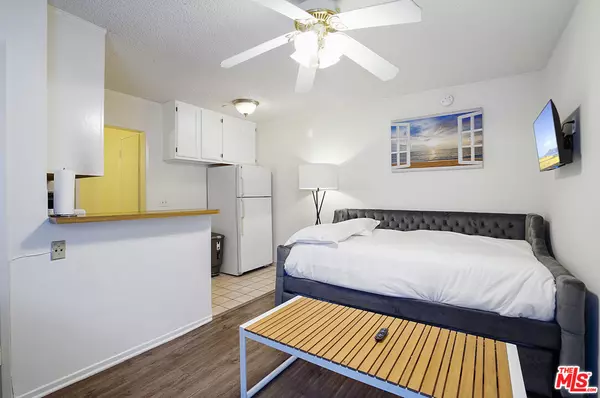 3720 Vinton Ave #1A, Los Angeles, CA 90034