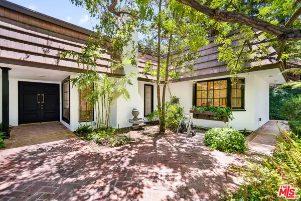 Calabasas, CA 91302,4370 Park Milano