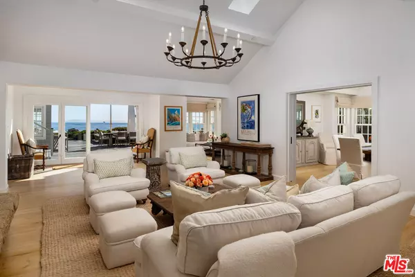 Carpinteria, CA 93013,571 Sand Point Rd