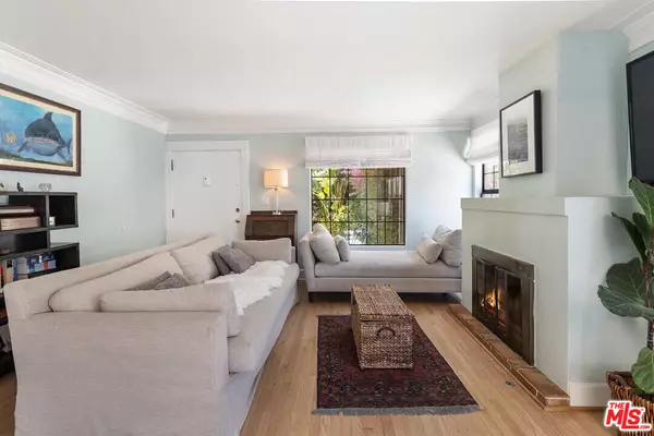 Los Angeles, CA 90046,1518 N Stanley Ave