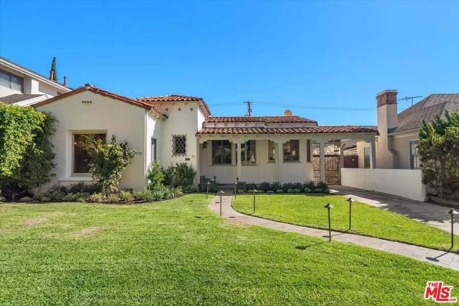 208 S Rodeo Dr, Beverly Hills, CA 90212