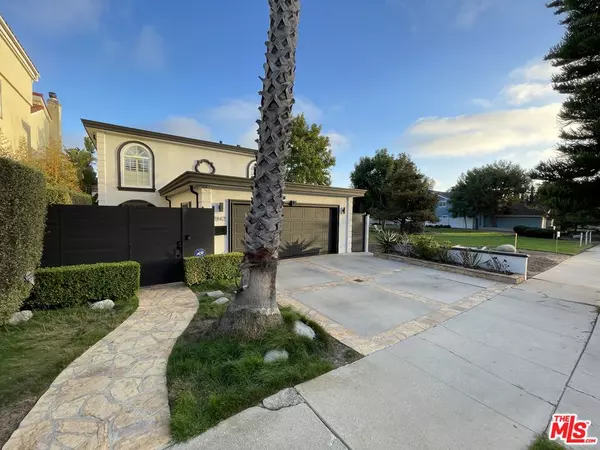 7842 W 79th St, Playa Vista, CA 90293